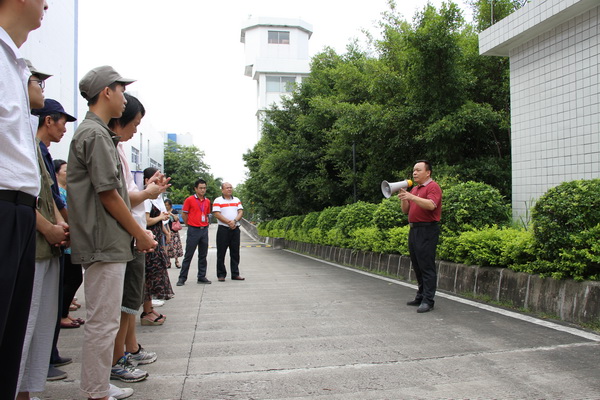 J9国际站举行“酒精走漏应急处理演练”活动