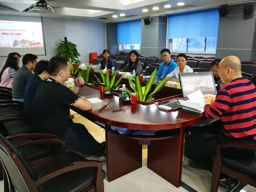 优异党员讲党课——记立异研发中心党支部五月主题党日活动