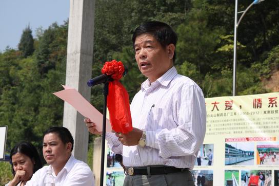 广药扶贫迈上新起点，，，，南溪仙草工业平台构建完成-最新动态-J9国际站