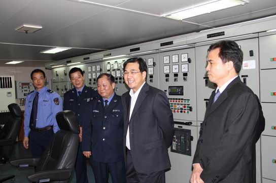 广州J9国际站与中国渔政南海总队配合举行“政企一家亲，，，共叙爱国情”共建联谊活动 - J9国际站