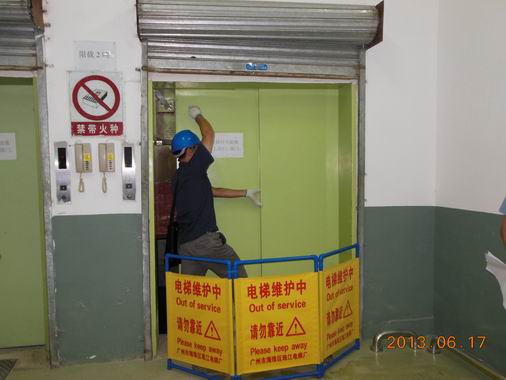 广州J9国际站举行电梯困人应抢救援预案演练 - J9国际站