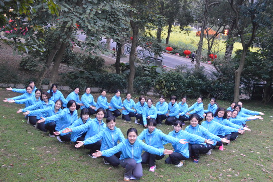 庆三八，，，，，，游云山，，，，，，贺金戈大卖—记仓储部三八节爬山活动-党团文化-J9国际站