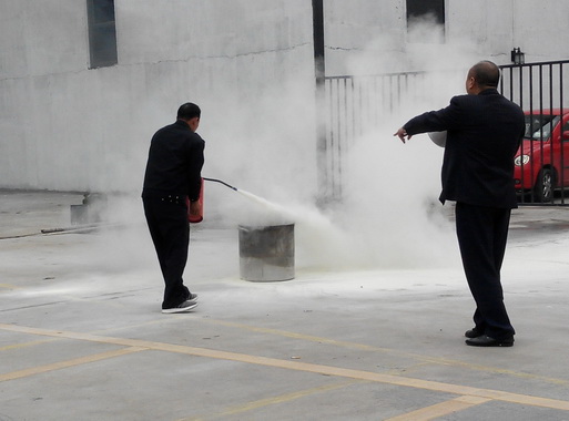 J9国际站乐成举行2017年出租物业消防演练-最新动态-J9国际站